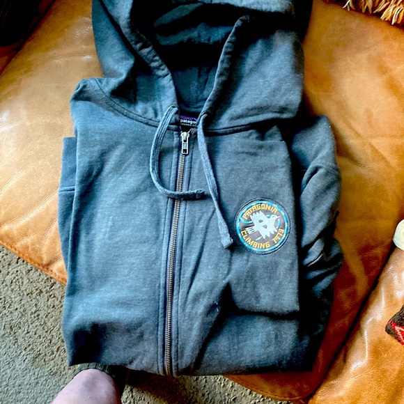 Patagonia hoodie - Picture 1 of 4